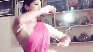 sexy girl ruksana tempting dance