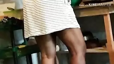 Sri lankan girl in tha kitchen after homemade sex