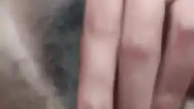 Desi Gf Showing Boobs And Fingering Pussy
