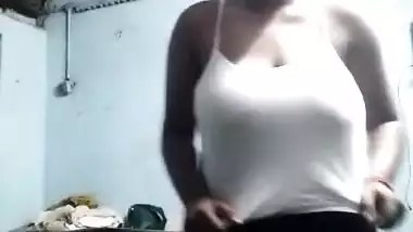 Tamil Girl Showing Boobs