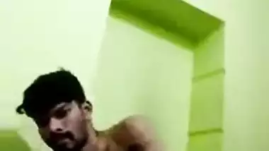 Young lovers home sex clip goes live