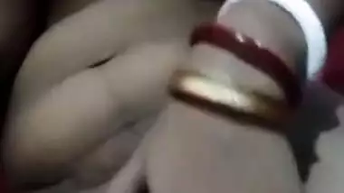 Desi Bahbhi Fingering Part 2